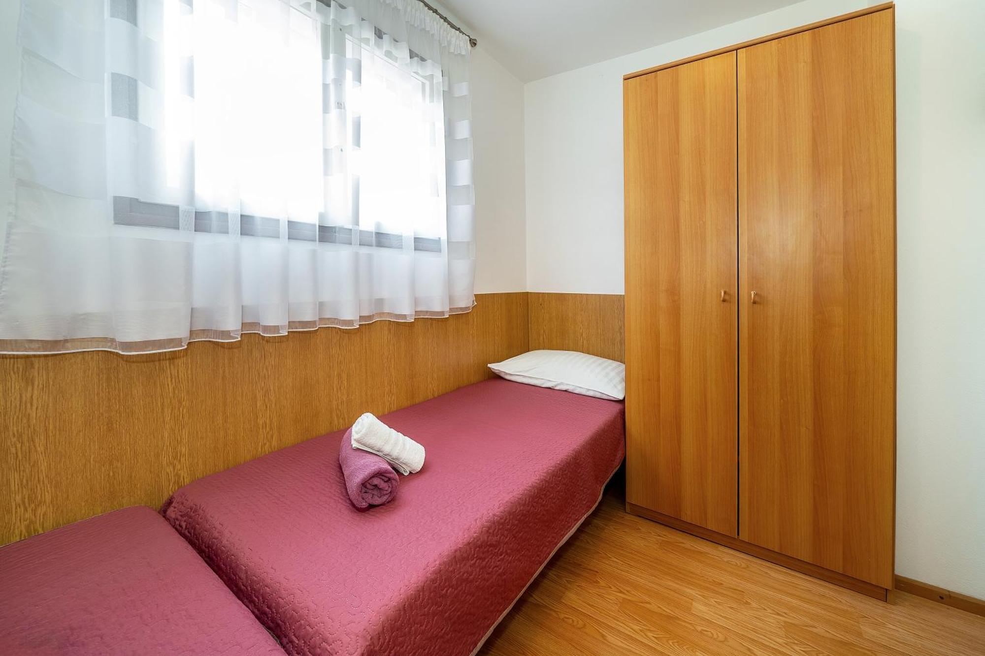 Apartments & Room Jagoda Baska  Exterior photo