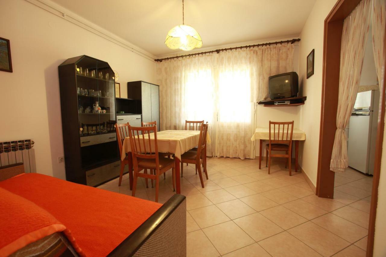 Apartments & Room Jagoda Baska  Exterior photo