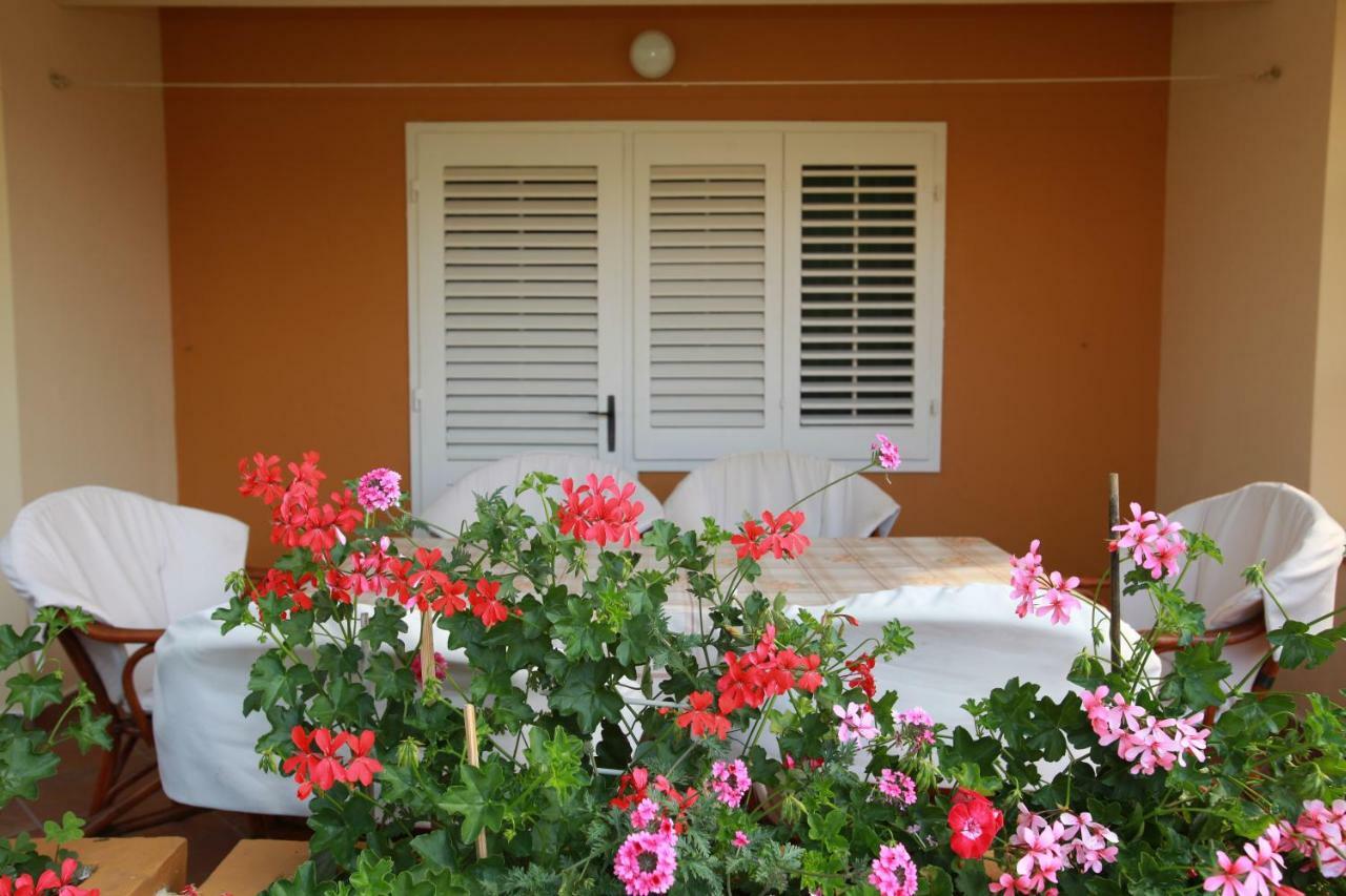 Apartments & Room Jagoda Baska  Exterior photo