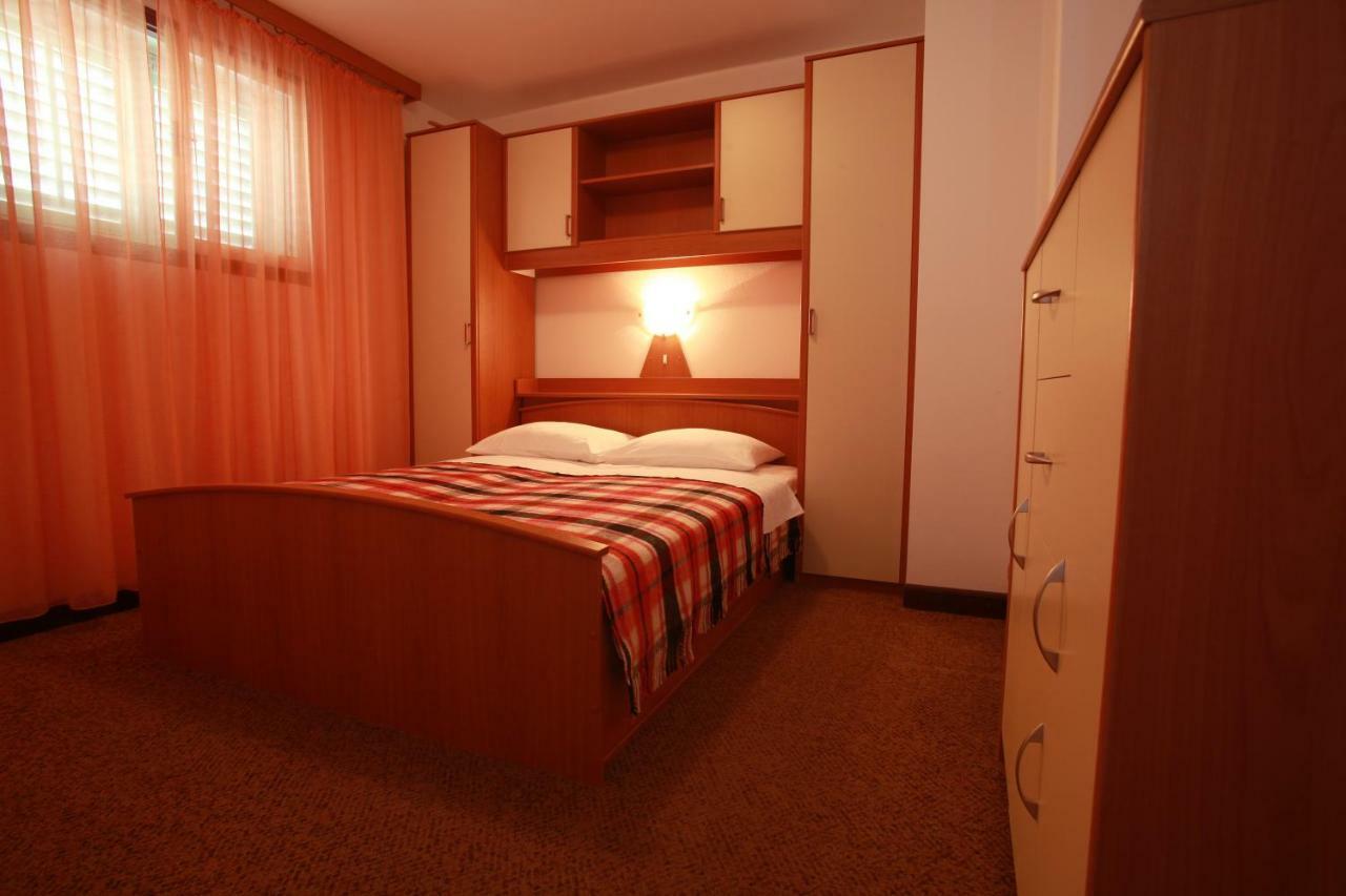 Apartments & Room Jagoda Baska  Exterior photo